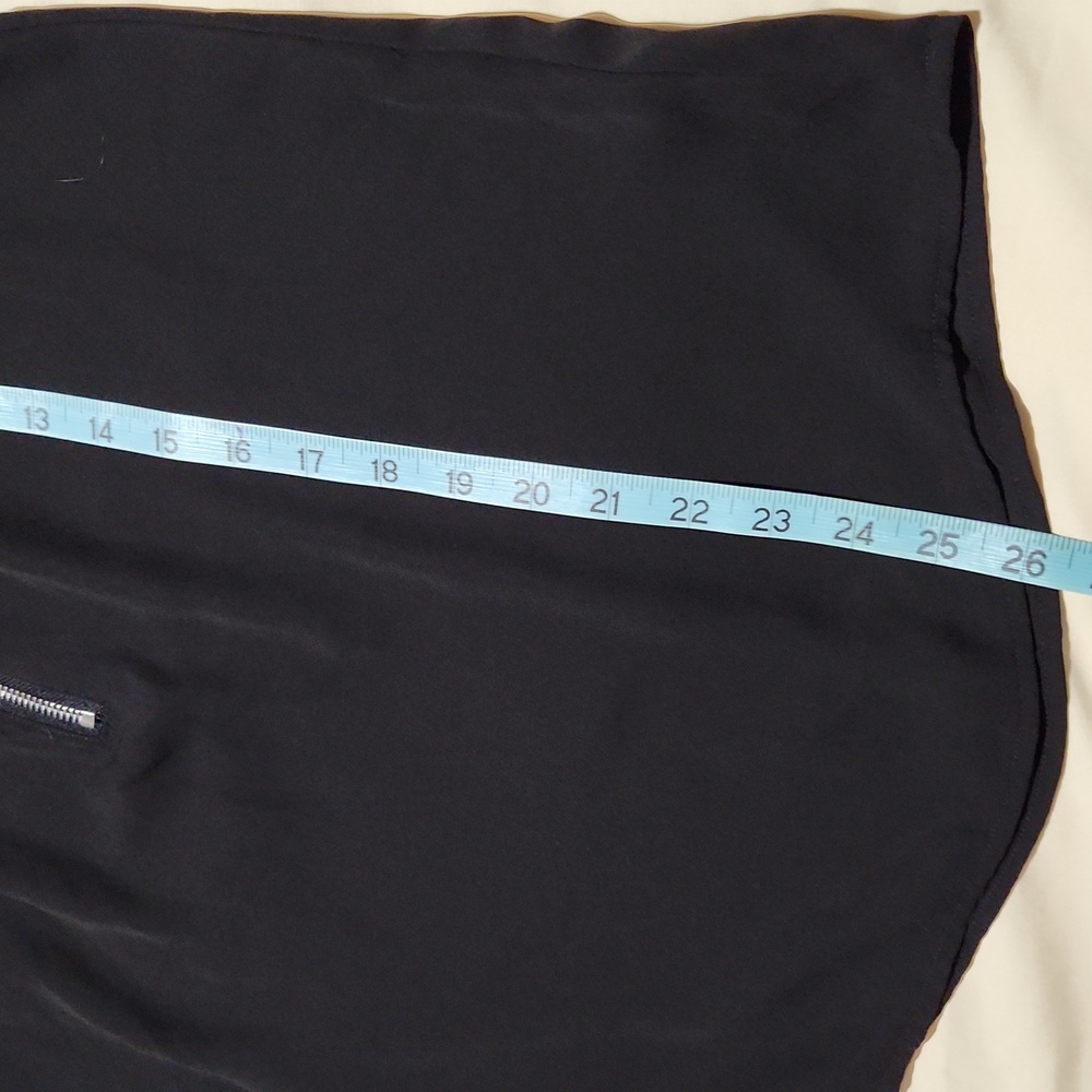 MICHAEL  KORS Size M. Silk Elegant Black Women's Top - Picture 7 of 13